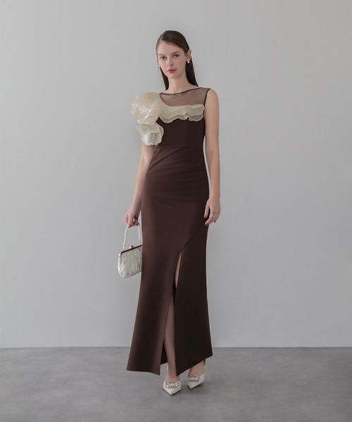 Leja（レジャ）の「【LEJA LUXE】アシンメトリーフリルスリット