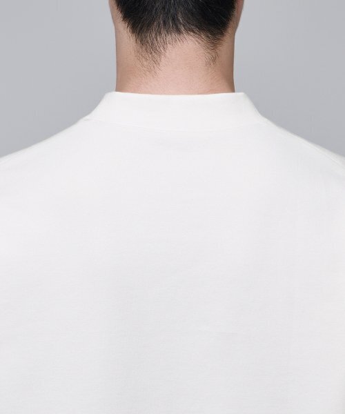 MUSINSA STANDARD（ムシンサスタンダード）の「フォンテモックネック長袖Tシャツ[クリーム]（Tシャツ/カットソー・メンズ・その他・SMALL/MEDIUM/LARGE/X-LARGE/XX-LARGE/XXX-LARGE）」の6枚目の写真