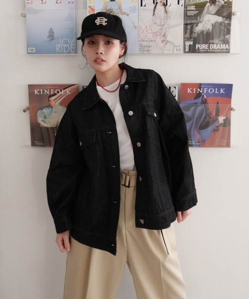 callautia（カラウティア）の「オーバーサイズデニムジャケット（デニムジャケット・レディース・ライトブルー/ブラック・SMALL/MEDIUM/LARGE）」の11枚目の写真