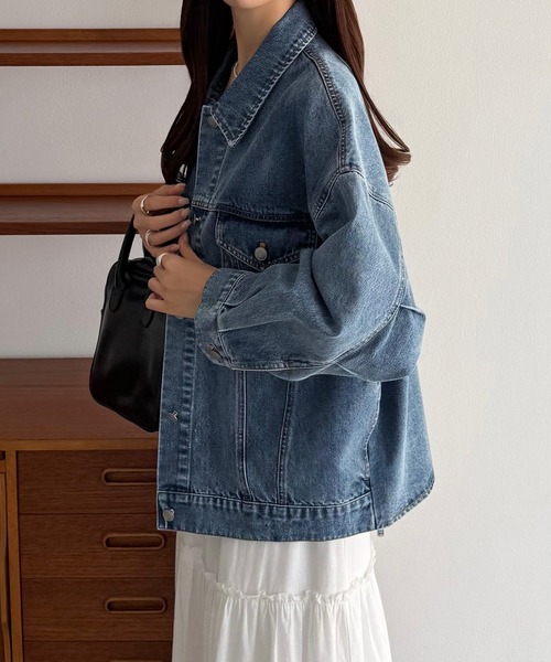 callautia（カラウティア）の「オーバーサイズデニムジャケット（デニムジャケット・レディース・ライトブルー/ブラック・SMALL/MEDIUM/LARGE）」の5枚目の写真