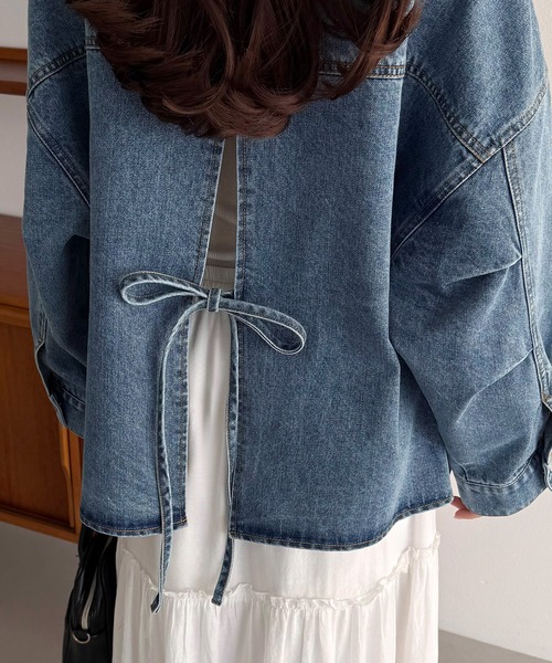 callautia（カラウティア）の「オーバーサイズデニムジャケット（デニムジャケット・レディース・ライトブルー/ブラック・SMALL/MEDIUM/LARGE）」の7枚目の写真