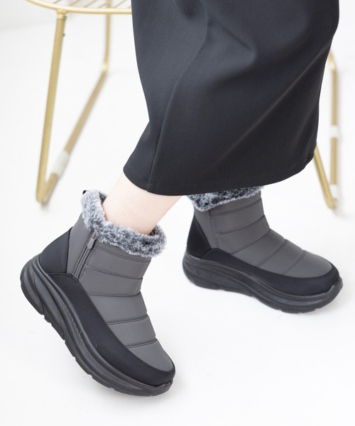 attagirl(アタガール)の「防寒キルティングブーツ(ブーツ・レディース・ブラック/グレー・23.0cm/23.5cm/24.0cm/24.5cm/25.0cm/25.5cm)」の2枚目の写真