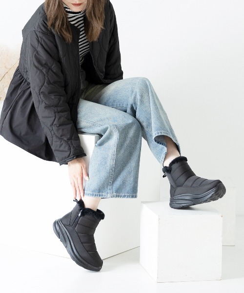 attagirl(アタガール)の「防寒キルティングブーツ(ブーツ・レディース・ブラック/グレー・23.0cm/23.5cm/24.0cm/24.5cm/25.0cm/25.5cm)」の11枚目の写真