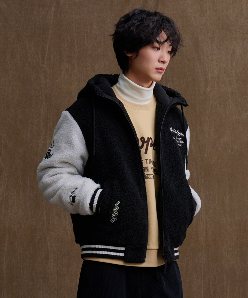 CHASECULT（チェイスカルト）の「共用ボア配色フードジップアップ-ブラック（その他アウター・メンズ・ブラック・100/105/90/95）」の3枚目の写真