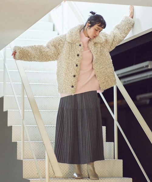 Gready Brilliant(グレディブリリアン)の「シープレザーショートブーツ(ブーツ・レディース・ブラック/グレイッシュベージュ・37/38/39/36)」の20枚目の写真