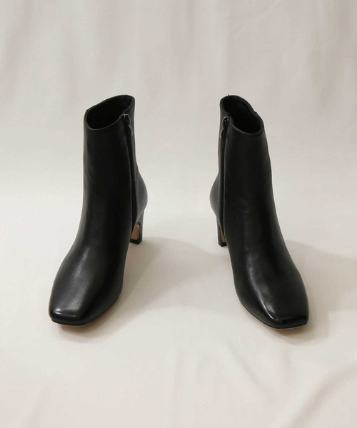Gready Brilliant(グレディブリリアン)の「シープレザーショートブーツ(ブーツ・レディース・ブラック/グレイッシュベージュ・37/38/39/36)」の9枚目の写真