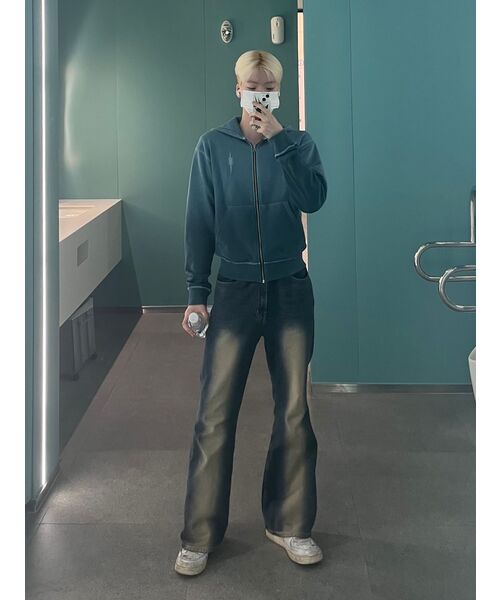 IUGAMAKARAS(イウガマカラス)の「Pigment Dyed Zip-Up Hoodie (Blue Green)(パーカー・レディース・その他・1/2)」の4枚目の写真