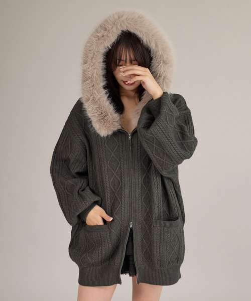apres jour mignon(アプレジュールミニョン)の「ファー付きニットパーカー(パーカー・レディース・ホワイト系その他2/グレー/ブラック/グレー系その他/ホワイト・フリー/LARGE)」の8枚目の写真
