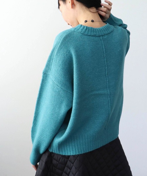 Three Four Time（ｽﾘｰﾌｫｰﾀｲﾑ）の「クルーネックショートプルオーバー（ニット/セーター・レディース・チャコールグレー/ターコイズブルー/レッド・FREE）」の11枚目の写真