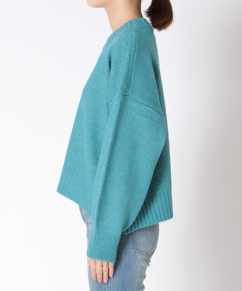 Three Four Time（ｽﾘｰﾌｫｰﾀｲﾑ）の「クルーネックショートプルオーバー（ニット/セーター・レディース・チャコールグレー/ターコイズブルー/レッド・FREE）」の22枚目の写真