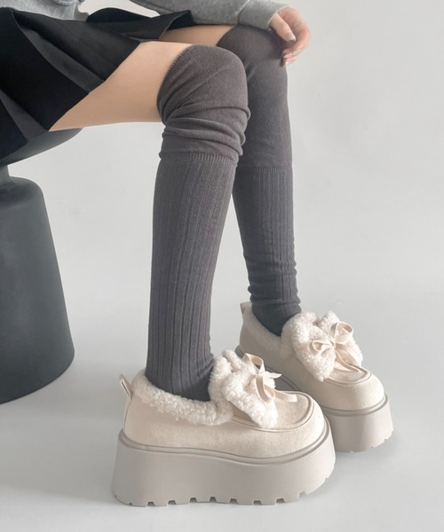 Shoes in Closet（シューズインクローゼット）の「【入荷/即納あり】厚底 リボン ボア スリッポン ムートン 440（スリッポン・レディース・キャメル/アイボリー・S/M/L）」の6枚目の写真