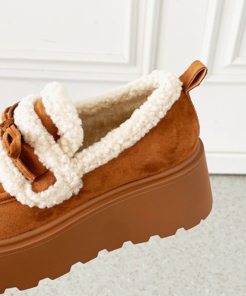 Shoes in Closet(シューズインクローゼット)の「【ランキング1位獲得!/完売につき予約販売中】厚底 リボン ボア スリッポン ムートン 5841(スリッポン・レディース・キャメル/アイボリー・S/M/L/LL)」の11枚目の写真