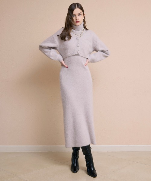 EIMY ISTOIRE(エイミーイストワール)の「オフショルニットカーデセットワンピ(ワンピース・レディース・グレー×ピンク/チャコールグレー/ホワイト・F)」の11枚目の写真