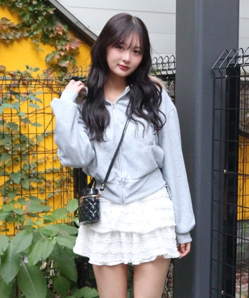 tinkerend(ティンカーエンド)の「Fur Short Hoodie / ショート丈ファーフーディー 裏起毛(パーカー・レディース・ブラック/グレー・FREE)」の16枚目の写真