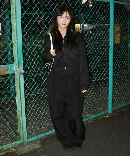 tinkerend(ティンカーエンド)の「Fur Short Hoodie / ショート丈ファーフーディー 裏起毛(パーカー・レディース・ブラック/グレー・FREE)」の20枚目の写真