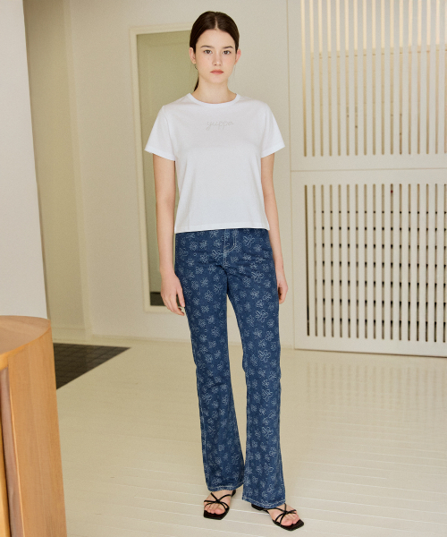 YUPPE(ヨッペ)の「FLOWER DENIM PANTS_BLUE(デニムパンツ・レディース・その他・SMALL/MEDIUM)」の6枚目の写真