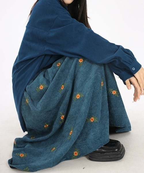 Diosfront（ディオスフロント）の「花柄刺繍コーヂュロイスカート（スカート・レディース・ブラック/モカ/ブルー・FREE）」の9枚目の写真