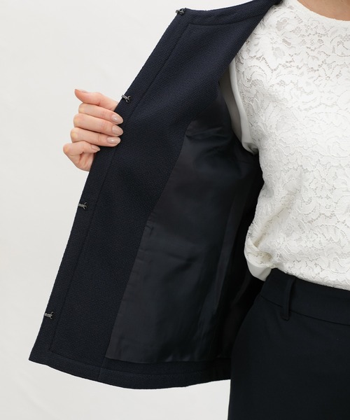 Honeys（ハニーズ）の「リボン使いノーカラージャケット（ノーカラージャケット・レディース・ブラック系その他/ベージュ系その他/ネイビー・3L/L/LL/M/S）」の12枚目の写真