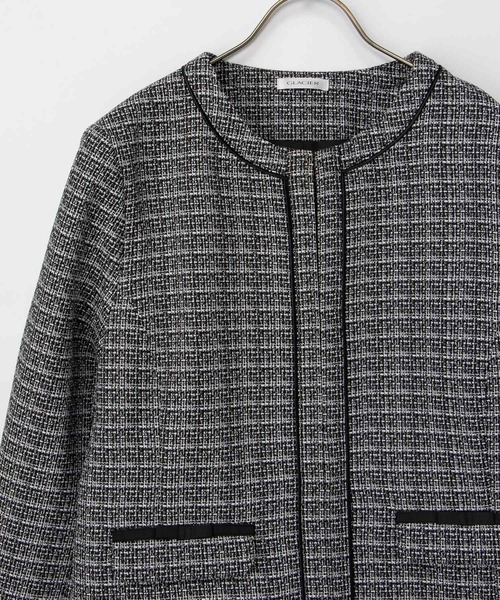 Honeys（ハニーズ）の「リボン使いノーカラージャケット（ノーカラージャケット・レディース・ブラック系その他/ベージュ系その他/ネイビー・3L/L/LL/M/S）」の21枚目の写真