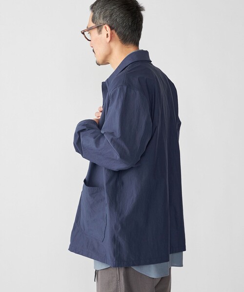 SHIPS(シップス)の「SHIPS: AUTHENTIC ナイロン カルゼ カバーオール(ナイロンジャケット・メンズ・ブルー/ベージュ/ナチュラル・LARGE/MEDIUM/SMALL)」の4枚目の写真