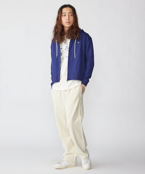 SHIPS(シップス)の「【WEB限定】SHIPS: クロップド ワイド ワンポイント ロゴ ジップアップ フーディー(パーカー・メンズ・ベージュ/オリーブ/グレー/ロイヤルブルー・SMALL/X-LARGE/LARGE/MEDIUM)」の8枚目の写真