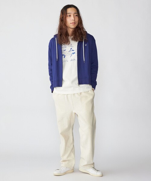 SHIPS(シップス)の「【WEB限定】SHIPS: クロップド ワイド ワンポイント ロゴ ジップアップ フーディー(パーカー・メンズ・ベージュ/オリーブ/グレー/ロイヤルブルー・SMALL/X-LARGE/LARGE/MEDIUM)」の12枚目の写真