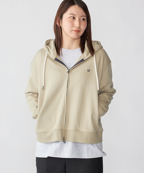 SHIPS(シップス)の「【WEB限定】SHIPS: クロップド ワイド ワンポイント ロゴ ジップアップ フーディー(パーカー・メンズ・ベージュ/オリーブ/グレー/ロイヤルブルー・SMALL/X-LARGE/LARGE/MEDIUM)」の19枚目の写真