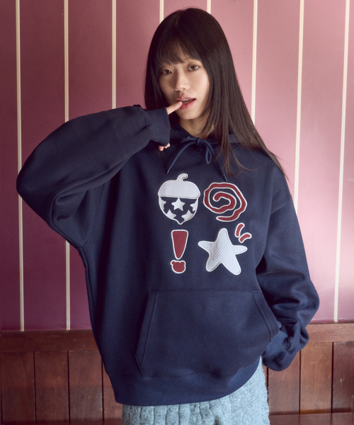 ambler(エムブラー)の「Acorn アプリケ刺繍フードパーカー AHP1215 (ネイビー)(パーカー・レディース・その他・S/M/L)」の2枚目の写真