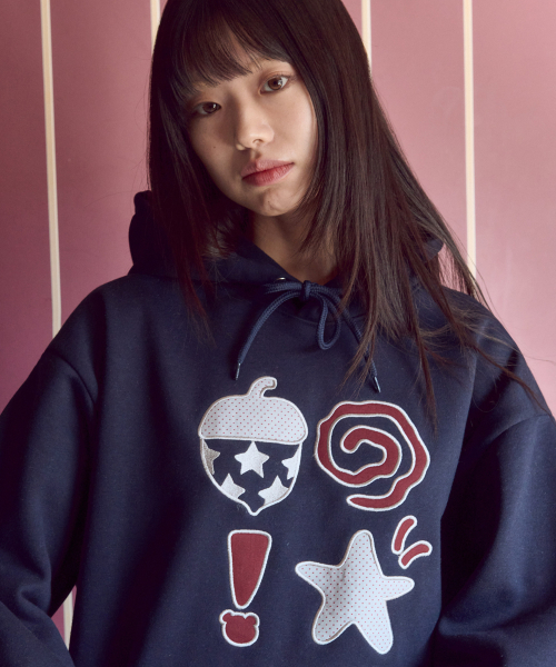 ambler(エムブラー)の「Acorn アプリケ刺繍フードパーカー AHP1215 (ネイビー)(パーカー・レディース・その他・S/M/L)」の3枚目の写真