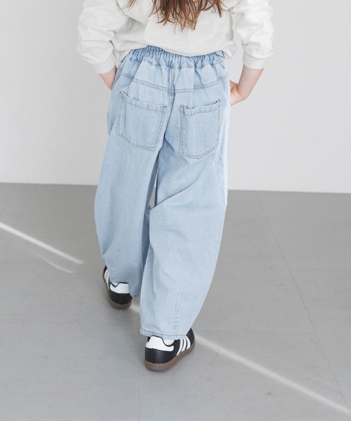 BAYFLOW（ベイフロー）の「[2WAYデザイン★]バレルデニムパンツ(KIDS)（デニムパンツ・キッズ・ライトブルー/ダークブルー・150cm/140cm/130cm/120cm/110cm）」の6枚目の写真