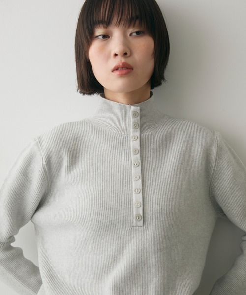 full/fill.（フルフィル）の「front button high neck rib knit / フロントボタンハイネックリブニット（ニット/セーター・レディース・グレー/ピンク/ベージュ・FREE）」の3枚目の写真