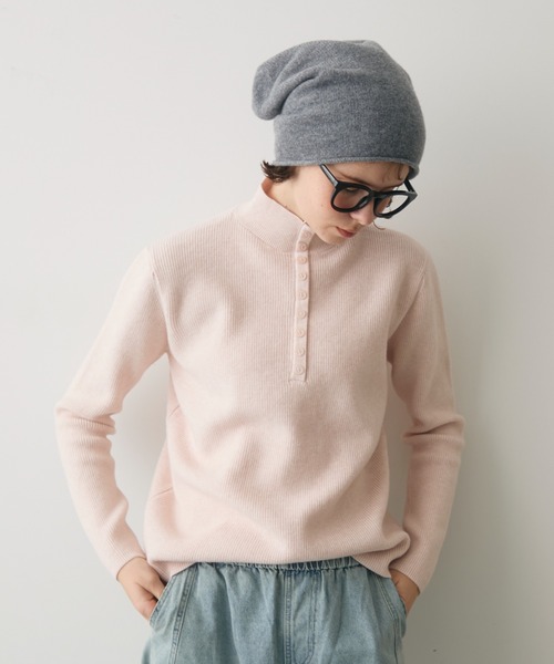 full/fill.（フルフィル）の「front button high neck rib knit / フロントボタンハイネックリブニット（ニット/セーター・レディース・グレー/ピンク/ベージュ・FREE）」の2枚目の写真