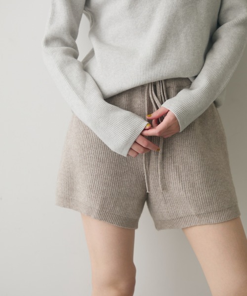 full/fill.（フルフィル）の「front button high neck rib knit / フロントボタンハイネックリブニット（ニット/セーター・レディース・グレー/ピンク/ベージュ・FREE）」の4枚目の写真