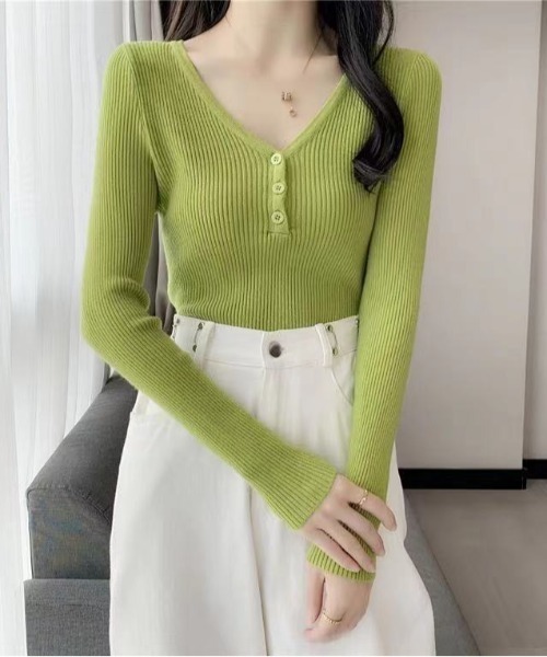Beststore（ベストストア）の「ボタン付　長袖リブニットトップス レディース（ニット/セーター・レディース・ベージュ/グレー/ライトベージュ/ブラック/ピンク/グリーン/ホワイト・FREE）」の15枚目の写真