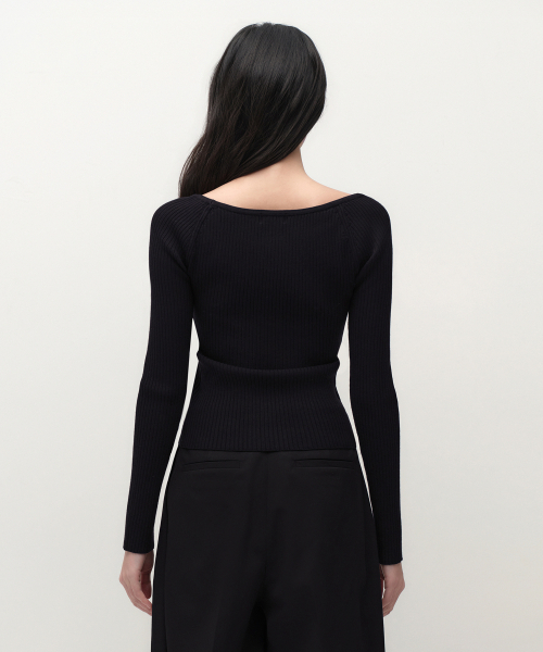 MUSINSA STANDARD WOMAN（ムシンサスタンダードウーマン）の「ウィメンズワイドリブスリムオフショルダーニット[ブラック]（ニット/セーター・レディース・その他・SMALL/MEDIUM/LARGE/X-SMALL）」の3枚目の写真