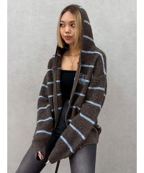 EVRIS(エヴリス)の「オーバーサイズフードニットトップス【セットアップ着用可能】春服(ニット/セーター・レディース・ピンク/ブラウン/ブラック・FREE)」の2枚目の写真
