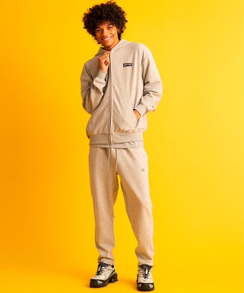 The DUFFER of ST.GEORGE(ザダファーオブセントジョージ)の「〔BLACK LABEL〕MINI PILE ZIP HOODIE:セットアップ対応 ミニパイル ジップ フーディ(パーカー・メンズ・グレー・SMALL/MEDIUM/LARGE/X-LARGE)」の2枚目の写真