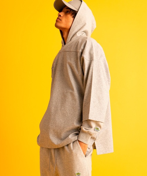 The DUFFER of ST.GEORGE(ザダファーオブセントジョージ)の「〔BLACK LABEL〕MINI PILE ZIP HOODIE:セットアップ対応 ミニパイル ジップ フーディ(パーカー・メンズ・グレー・SMALL/MEDIUM/LARGE/X-LARGE)」の4枚目の写真