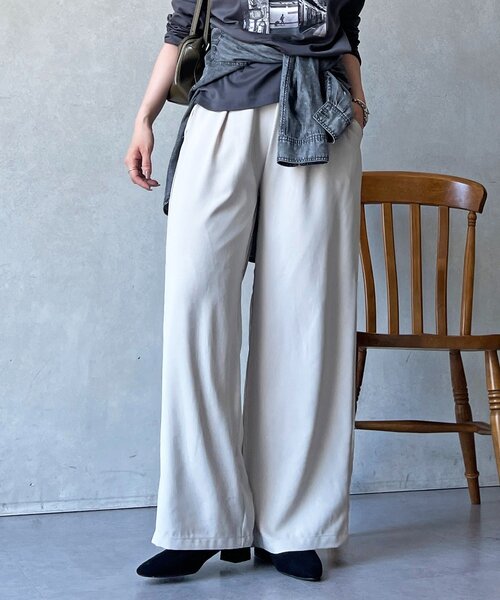 un dix cors(アンディコール)の「ライトジョーゼットワイドパンツ(その他パンツ・レディース・グレイッシュベージュ/ブラック・FREE)」の8枚目の写真
