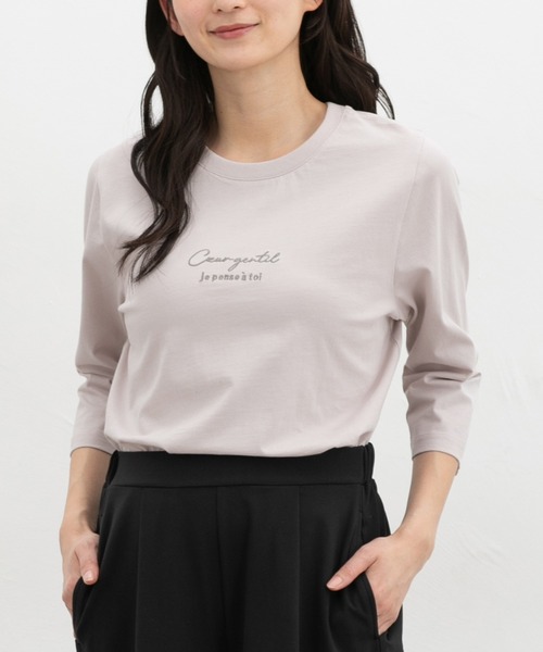 Honeys(ハニーズ)の「【UVカット】こだわり綿7分袖ロゴT(Tシャツ/カットソー・レディース・オフホワイト/ブラック/サックスブルー/グレイッシュベージュ/ネイビー・S/M/LL/L)」の3枚目の写真