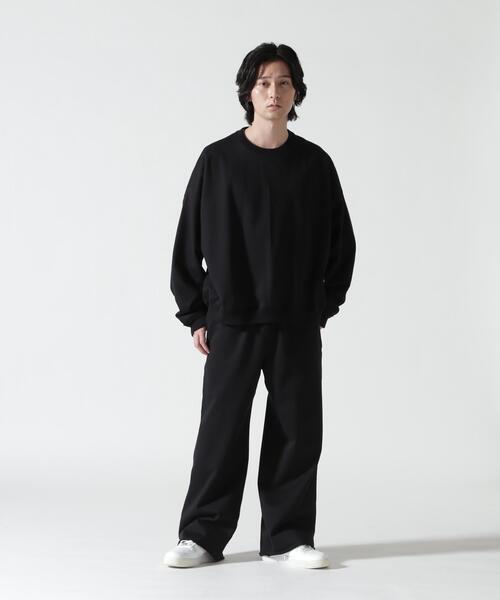 marka（マーカ）の「MARKAWARE（マーカウェア）/ Organic Cotton Heavy Fleece Huge Sweat Short ヒュージスウェットショート（スウェット・メンズ・ブラック/グレー・2/1）」の5枚目の写真