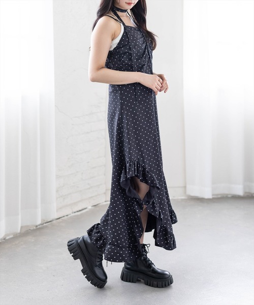 clear（クリア）の「チョーカー付きアシンメトリードットキャミワンピース[大人 フェミニン 上品]≪新作≫（ワンピース・レディース・ブラック系その他/ホワイト系その他・F/PF）」の2枚目の写真