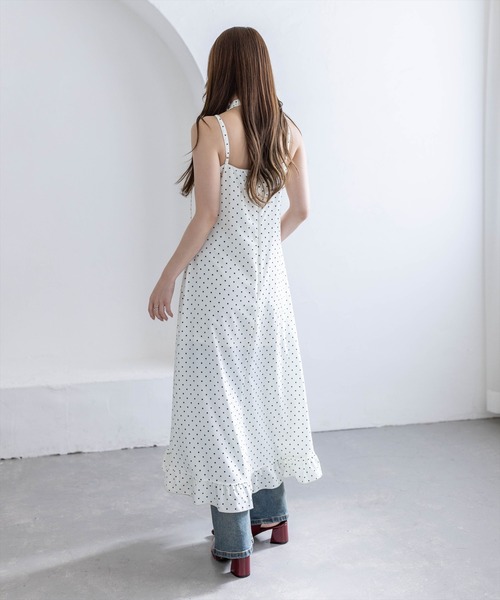 clear（クリア）の「チョーカー付きアシンメトリードットキャミワンピース[大人 フェミニン 上品]≪新作≫（ワンピース・レディース・ブラック系その他/ホワイト系その他・F/PF）」の3枚目の写真
