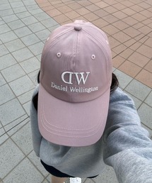 Daniel Wellington（ダニエルウェリントン）の「ダニエルウェリントン ロゴ刺繍 ベースボールキャップ（キャップ）」