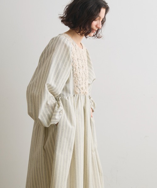 Crisp（クリスプ）の「フラワーレースストライプワンピース（ワンピース・レディース・ブラック/アイボリー・FREE）」の8枚目の写真