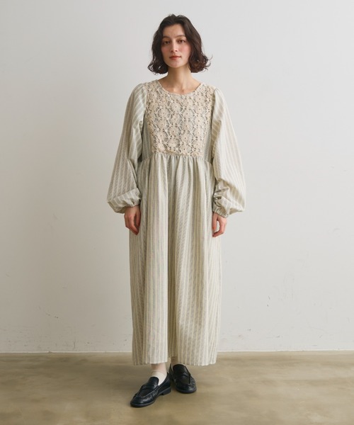 Crisp（クリスプ）の「フラワーレースストライプワンピース（ワンピース・レディース・ブラック/アイボリー・FREE）」の3枚目の写真