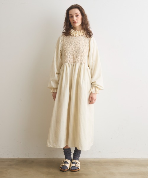 Crisp（クリスプ）の「フラワーレースストライプワンピース（ワンピース・レディース・ブラック/アイボリー・FREE）」の14枚目の写真