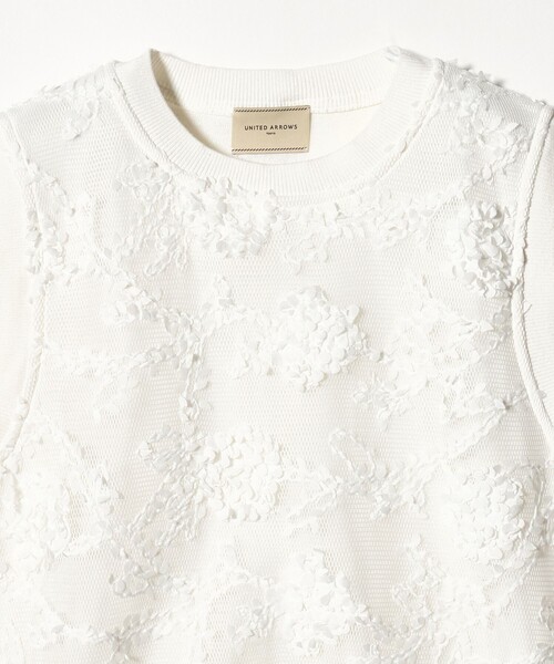 UNITED ARROWS（ユナイテッドアローズ）の「エンブロイダリーフラワー メッシュ ベスト（ニット/セーター・レディース・オフホワイト/ブラック・FREE）」の18枚目の写真