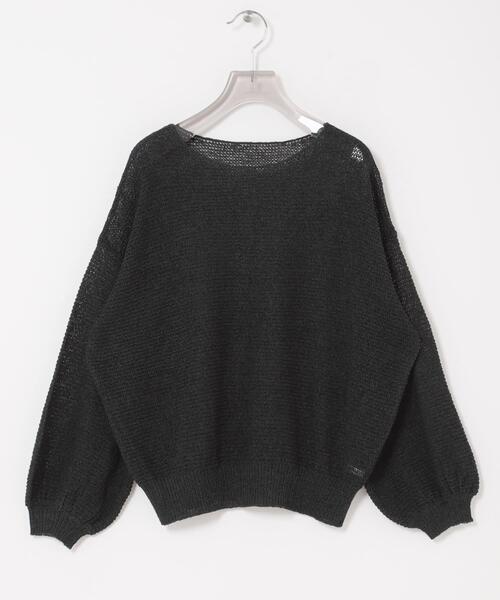 URBAN RESEARCH(アーバンリサーチ)の「ペーパーヤーンボートネックニット(ニット/セーター・レディース・チャコールグレー/ブルー系その他/ホワイト・FREE)」の5枚目の写真