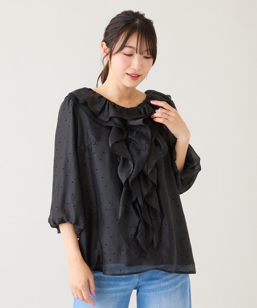 Rose Tiara(ローズティアラ)の「ハートドットフリルブラウス(シャツ/ブラウス・レディース・オフホワイト/ブラック/ピンク・38/42/46)」の13枚目の写真